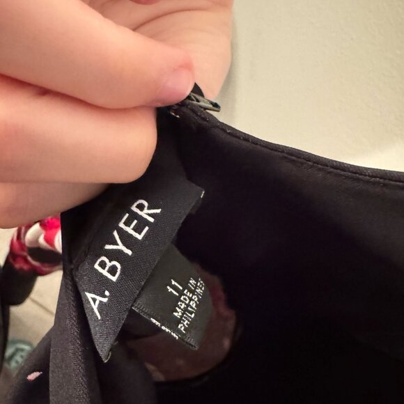 A. Byer | Dresses | Simple Polyester With Loose Cinch Waist - Picture 2 of 2